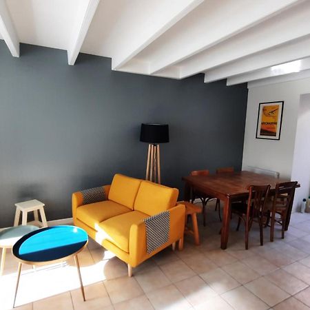 Maison De Pecheur Renovee Avec Cour Proche Du Port Les Sables-dʼOlonne Εξωτερικό φωτογραφία