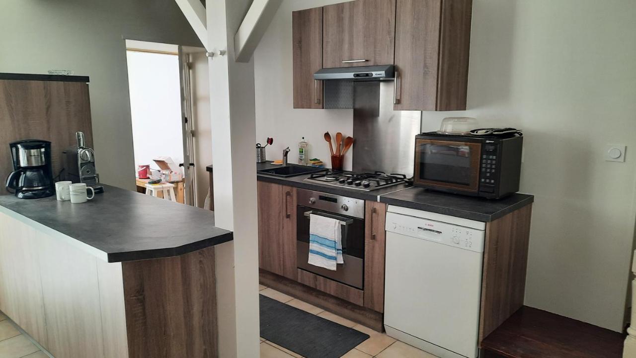Maison De Pecheur Renovee Avec Cour Proche Du Port Les Sables-dʼOlonne Εξωτερικό φωτογραφία